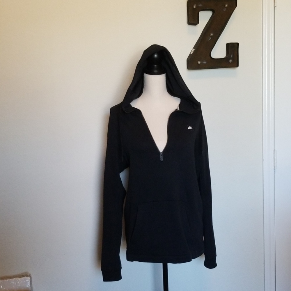 Black Nike Pullover Hoodie